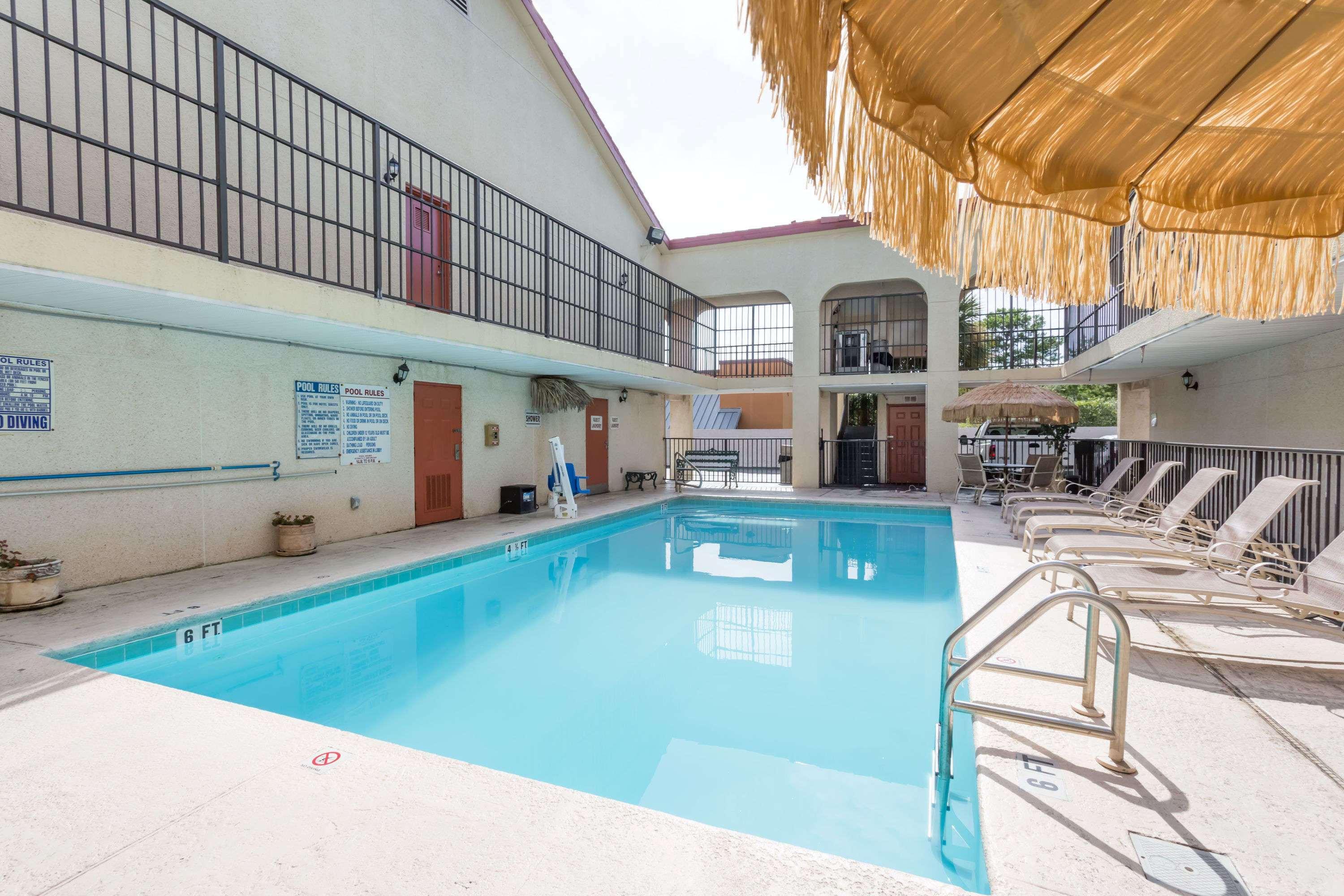 Days Inn By Wyndham Destin Dış mekan fotoğraf